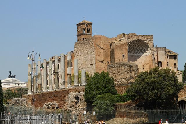 0374 Rome -Forum Romanum.JPG